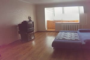 Квартира На ул. Вербова, 37. Апартаменты 4-местный ул.Вербова 37 3