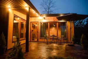 Коттедж Палає